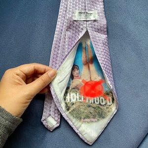 Gag Naughty Tie with Fully Nude Models. Gag gift.